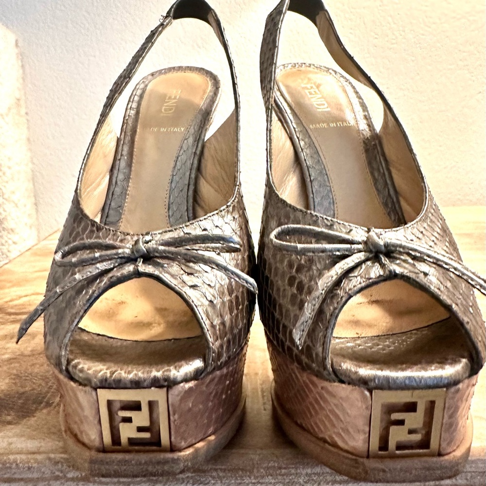 Fendi Python Slingback Pumps. Spuntata Colubro Pe… - image 2